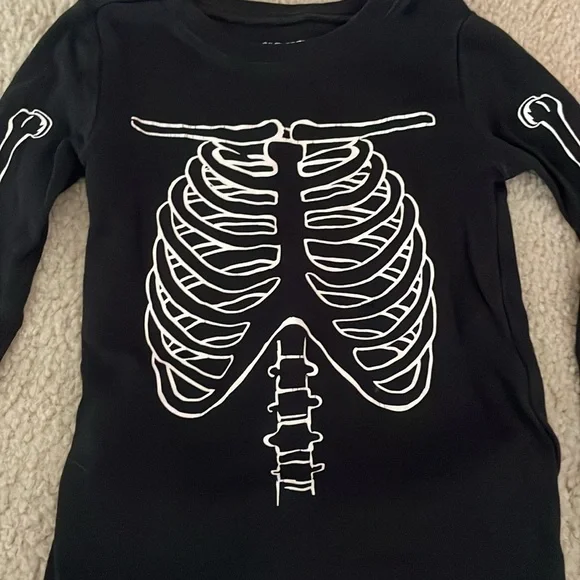 Glow in the dark skelly Jammie’s! - Picture 2 of 5